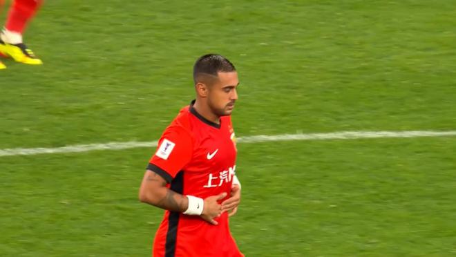 崔眼光銳利，泰山棄將金靴顯威，海港援解圍，內(nèi)援梅州首秀。