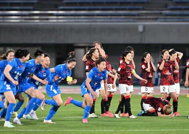 武漢女足2-23射門晉級(jí)亞冠四強(qiáng)，門將119分鐘撲救兩球！